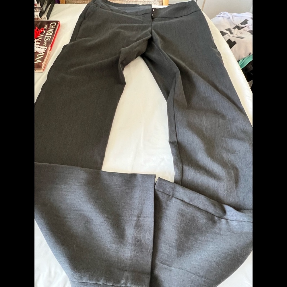 Womens TrCy Evans grey dress pants size 1